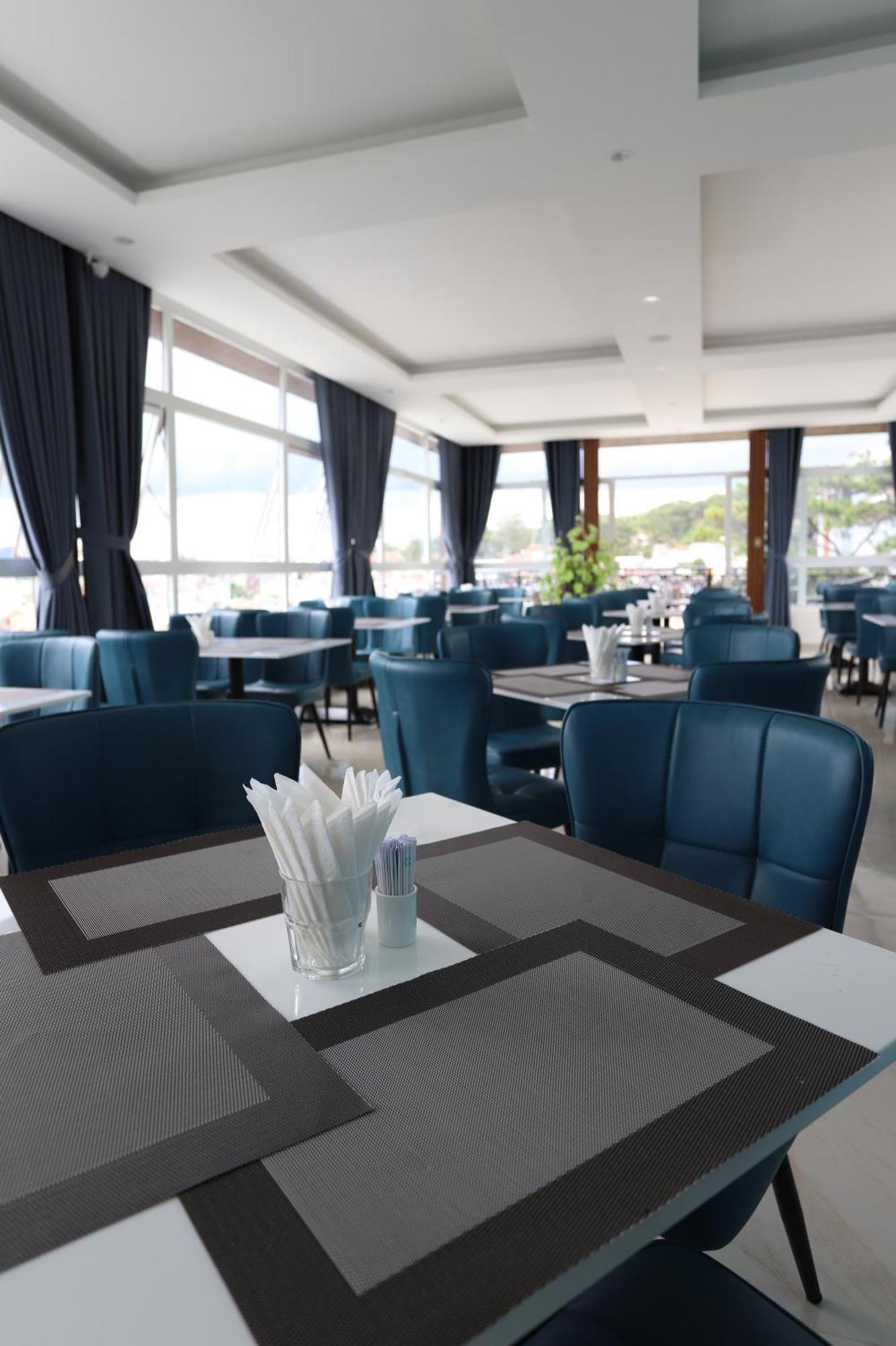 Le Marais Hotel Dalat ภายนอก รูปภาพ